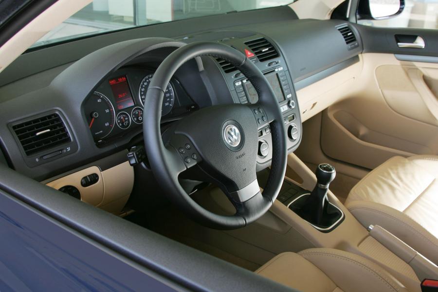  Volkswagen Golf Variant 2007 года  (фото 46 из 108)